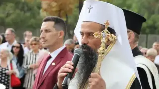 Патриарх Даниил: Нека Изворът на всяка премъдрост просвещава умовете и сърцата на всички учители, ученици и родители!