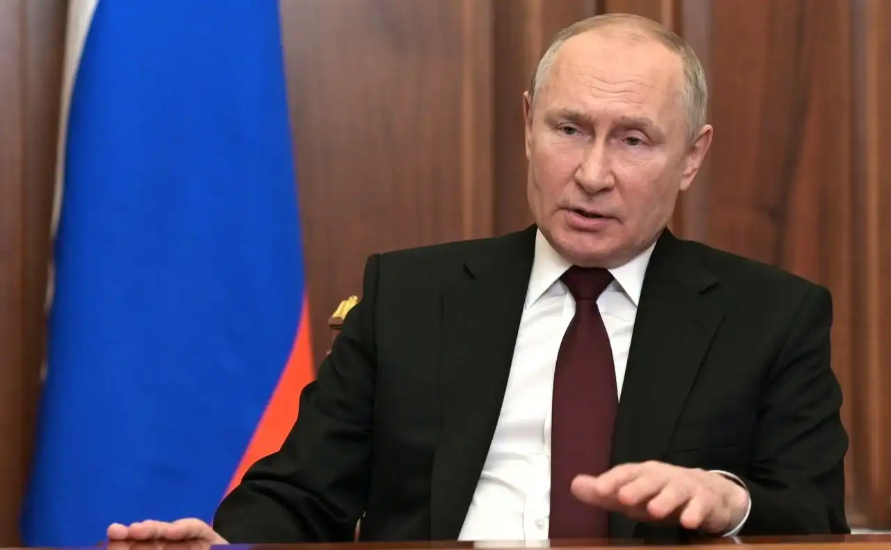 Politico: Путин няма да сложи край на войната, страхува се от „ястребите“, на които обеща победа над Запада