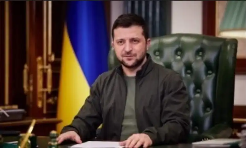 Зеленски зарадва учителите и студентите в Украйна