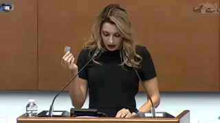 Жега в НС! Нежно острие на Слави извади розови хапчета и ги остави на трибуната, причината е... БЛИЦ Live