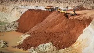 Първа US инвестиция в Украйна след подписването на договор за добив на полезни изкопаеми