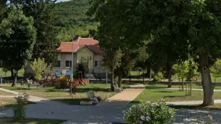 Изкупиха всички имоти в това малко наше селце