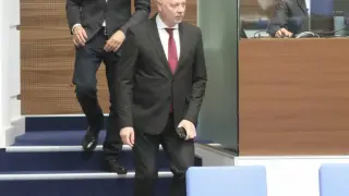 Премиерът със спешни мерки по темата за особения управител на "Лукойл"