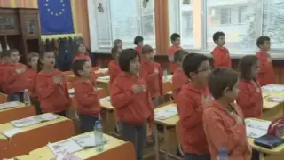 Кметът на София предлага доза патриотизъм в училищата всеки понеделник!