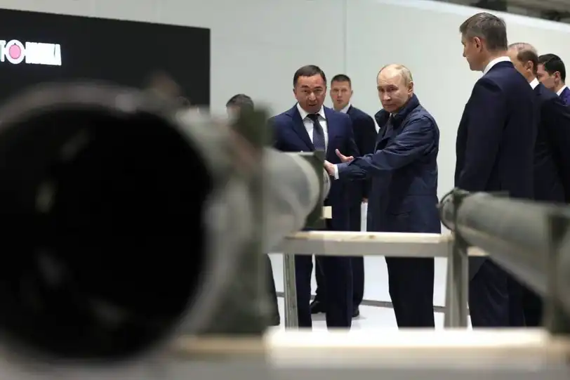 Реториката на Путин се променя: 2 пъти спомена края на "СВО" по време на посещение в Перм