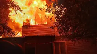 Взаимни нощни атаки: ВСУ удари Крим, а руснаците поразиха няколко града Видео