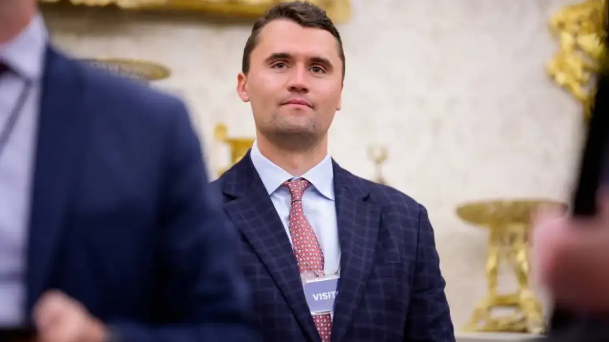 Чарли Кърк с пророчески думи преди убийството си, прави нещо странно минути преди стрелбата!