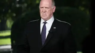 Reuters: "Граничният цар" на Тръмп е спипан с чанта с подкуп от агент на ФБР