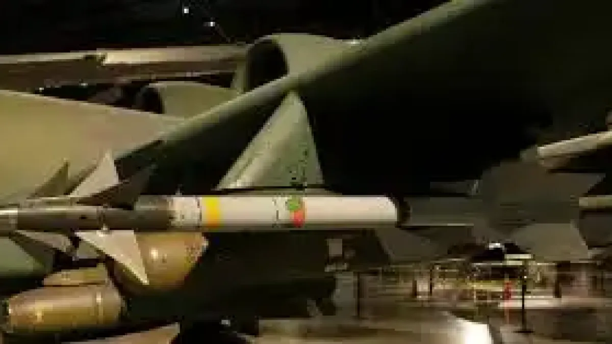 Стари, но сигурни: AIM-9L/M Sidewinder прихващат руските дронове "Шахед" и крилати ракети