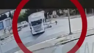 Първи кадри от смъртоносната катастрофа в Солун, за която е арестуван българин Видео 18+