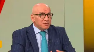 Хампарцумян: Бавно режем на клона, върху който седим, случи ли се това, вървим към катастрофа