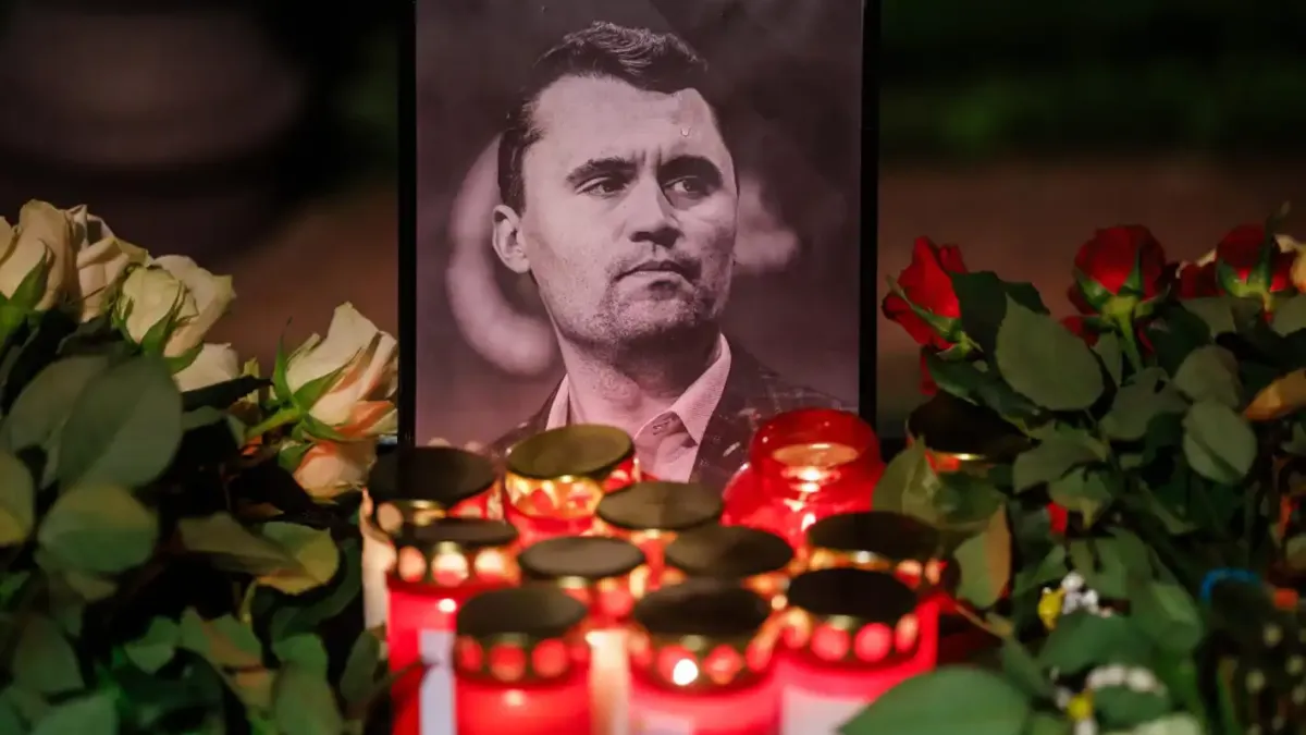 Вдовицата на Кърк с разтърсващи думи на погребението му