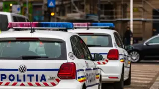 Задържаха 17-годишен след заплахи за нападения в училища