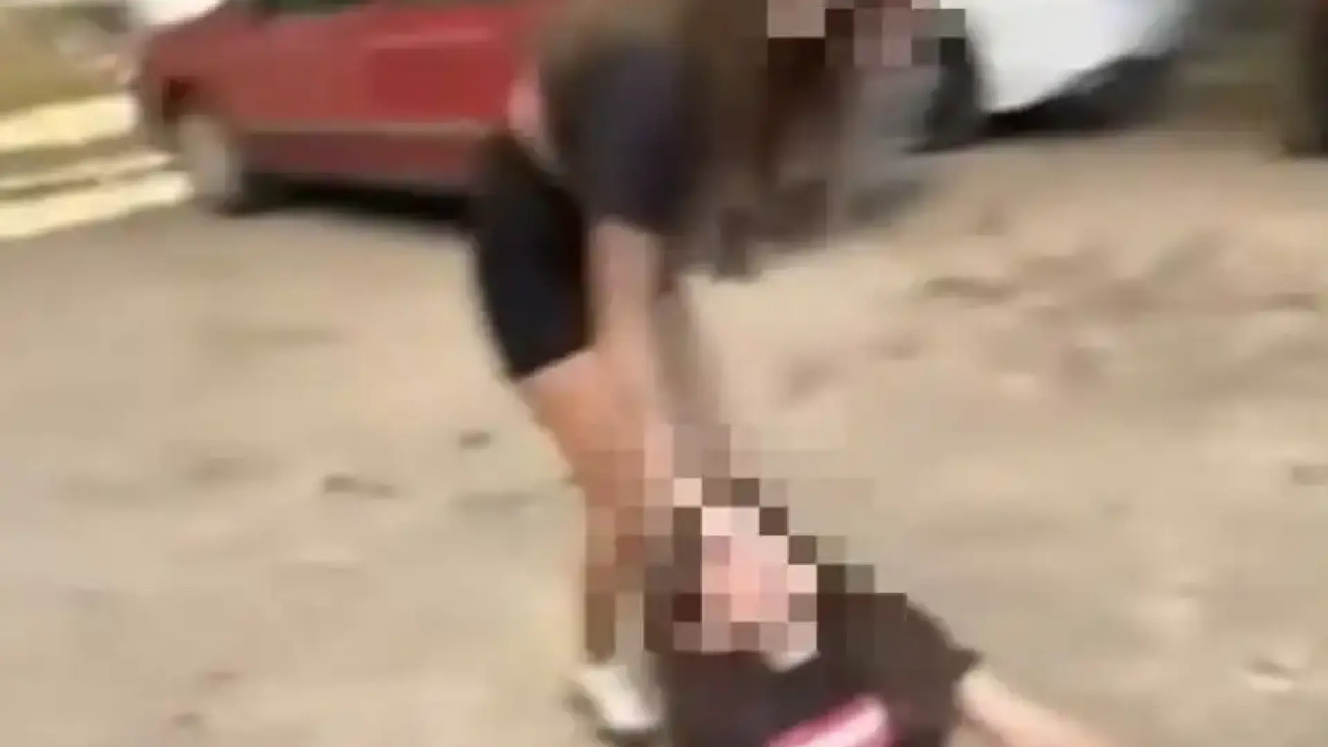 Разбра се кои са пиклите, потресли България с бруталната си гавра над връстничка! Едната от тях се оказа…