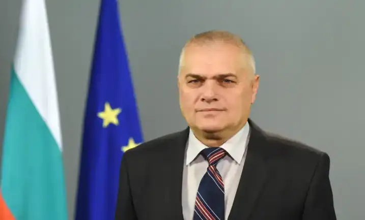 Валентин Радев: Президентът Радев е много рязък, чудя се защо се държи така
