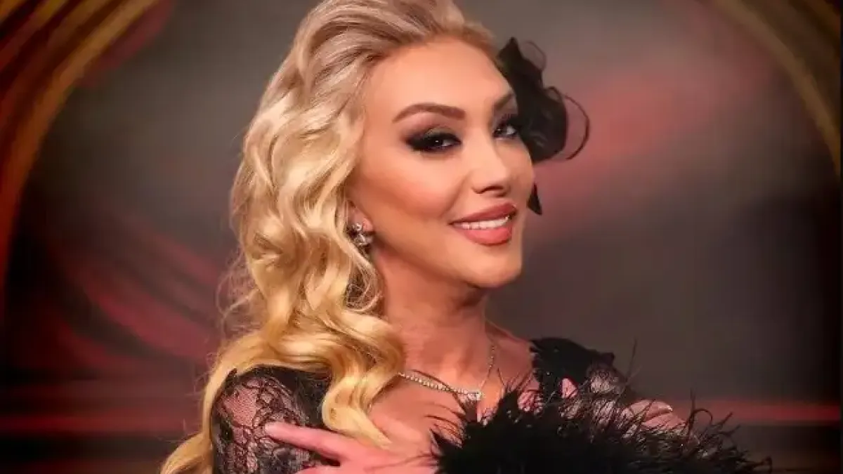Драма! Известна турска певица полетя от 6-ия етаж и загина на място! Снимки