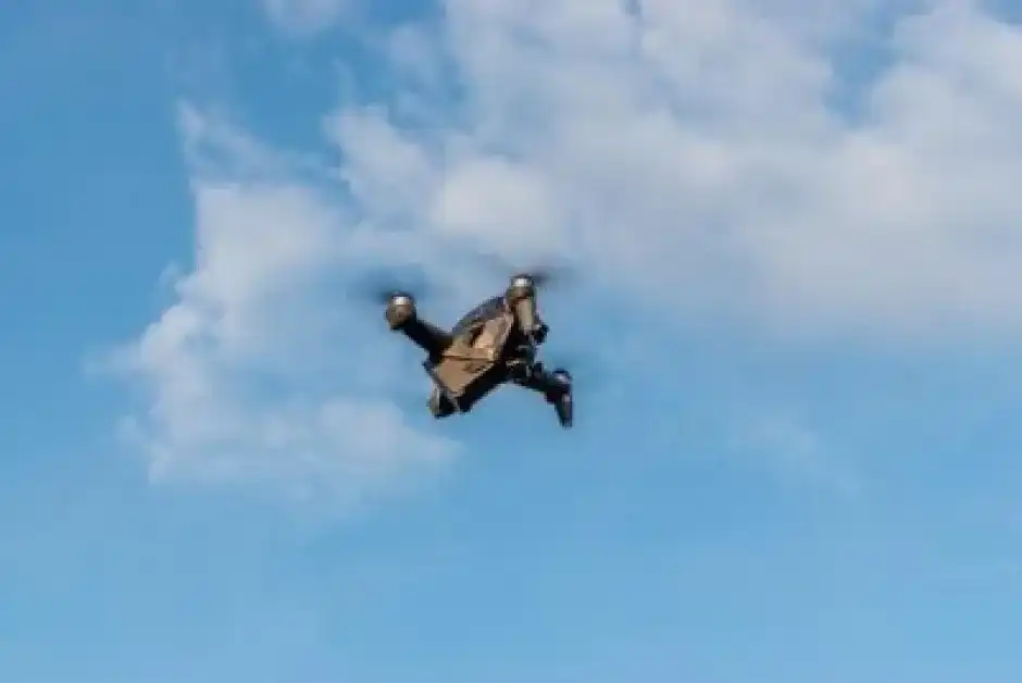 Неидентифицирани дронове предизвикаха паника в Германия