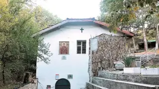 Чудо с 5-г. момченце на свято аязмо край Тракиец, преспа в параклис и...