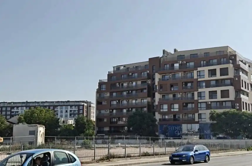 Лудостта на пазара! Цената на терен от 3000 кв. м удари 6 млн. лева