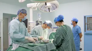 Имплантираха изкуствено сърце на дете, не е у нас - в Китай е