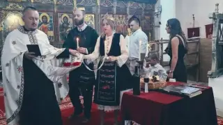 Първа сватба в наше село след 35 години! Иван и Мария си казаха "да" в носии Снимки