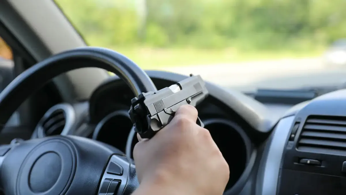 Стрелба с четири жертви в Турция, издирват тийнейджър
