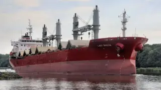 Първа версия за 2-та трупа, открити в хамбар на кораб в Бургас
