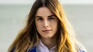 Родна журналистка отиде на яхта с Костадинов, а сега разтърси нета с тази гореща Снимка