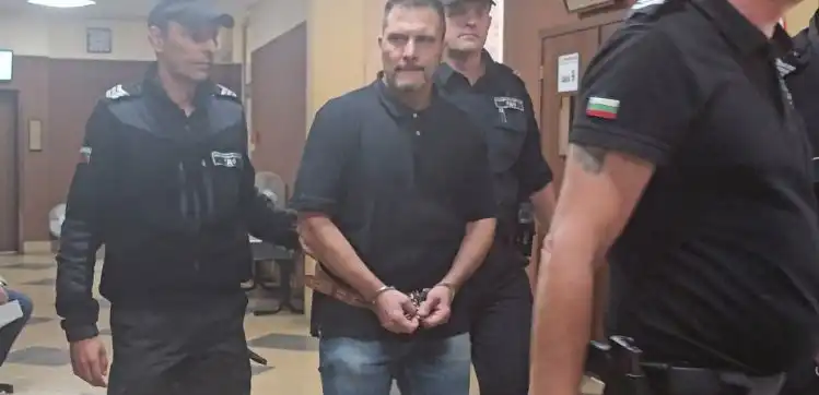Жестоко убийство в Куклен: Ракия, бутилка и кубинка ликвидираха Ламбри