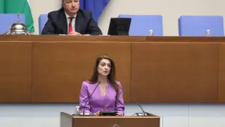 Нина Димитрова, БСП-ОЛ: Сигурността на възрастните хора и стабилността на пенсионната система са наш политически и морален дълг