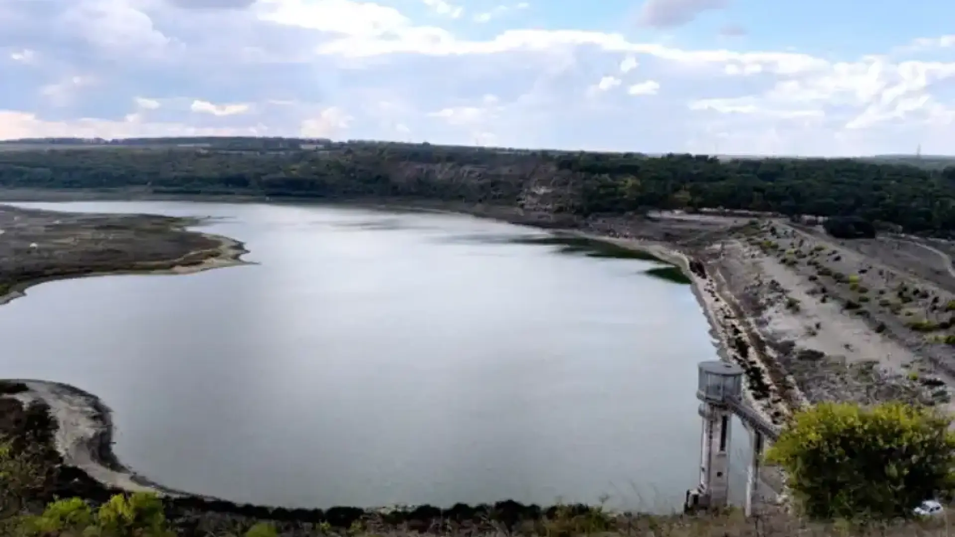 Едва 6% е пълен най-големият язовир в наша област