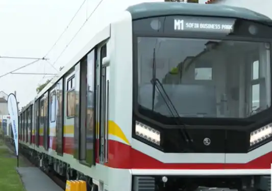 "Шкода" показа новите мотриси за метрото в София Видео