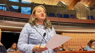 Деница Сачева посече Паунова!