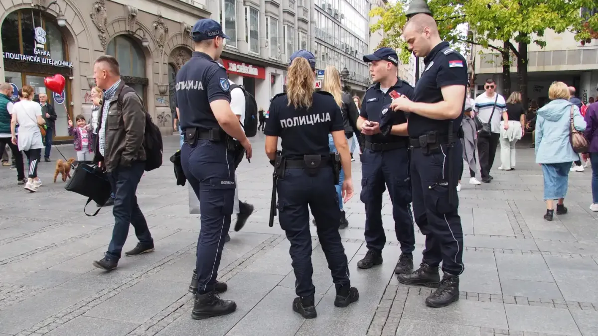 Бомбени заплахи в цяла Сърбия