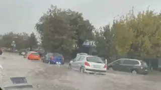 Потоп в Пловдив, има много закъсали коли, страшно е Видео/снимки
