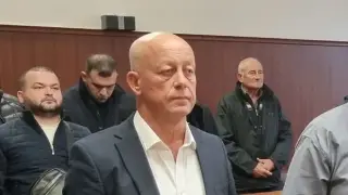 Нови обвинения срещу дерибея на Минерални бани Мюмюн Искендер
