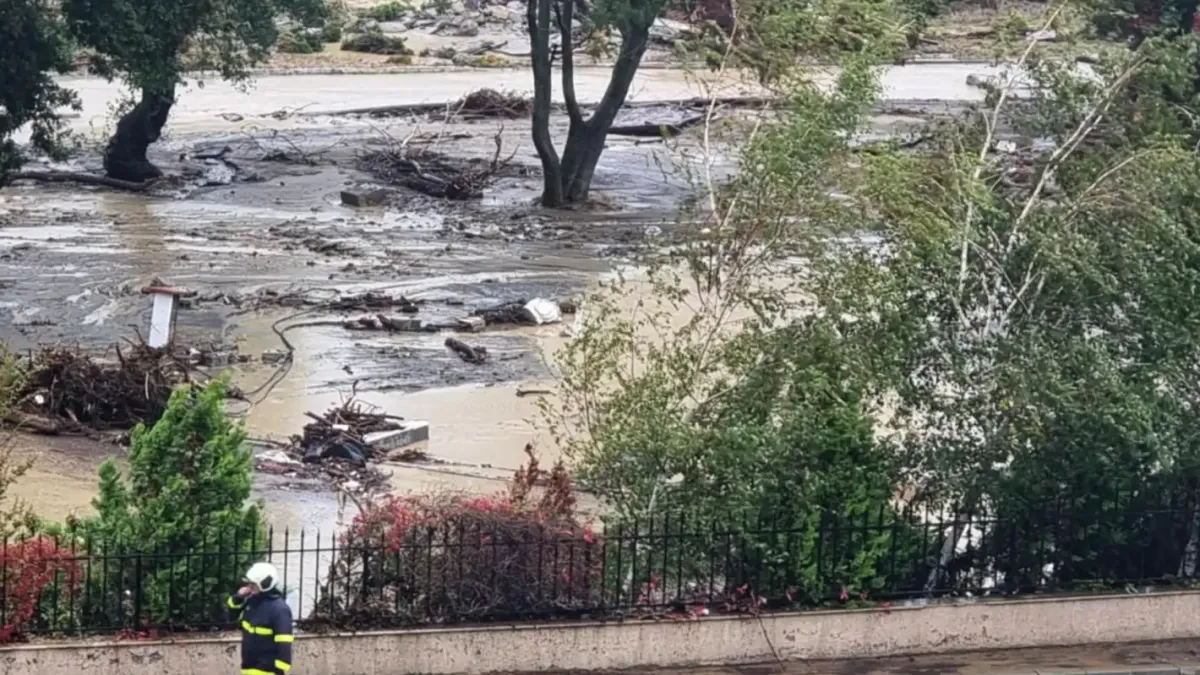 Това е багеристът Цанко, загинал във водния ад на Елените, докато спасява други хора Снимка
