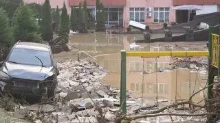Ужасът в "Елените" няма край, днес ще...