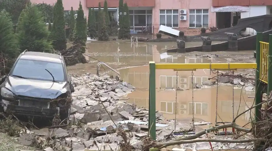 Ужасът в "Елените" няма край, днес ще...