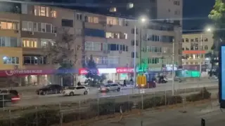 Кола се вряза в спирка на ключов столичен булевард Снимки