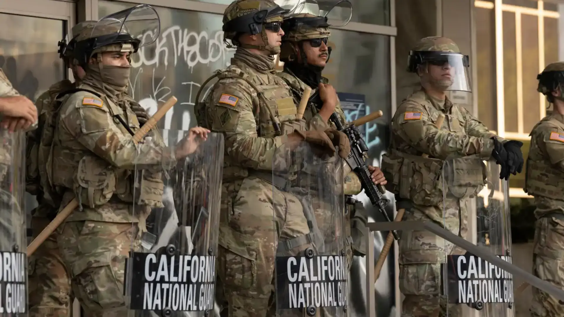 Тръмп изпраща националната гвардия в Орегон, съдия временно блокира решението