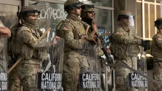 Тръмп изпраща националната гвардия в Орегон, съдия временно блокира решението