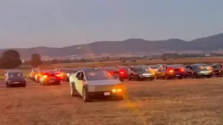 200 коли "Тесла" направиха дискотека на българско летище Видео