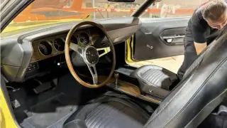 Откриха култова спортна кола за $1,5 милиона в ново състояние Снимки