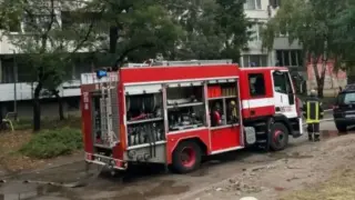 Пожар в столичен квартал, пламнал е апартамент