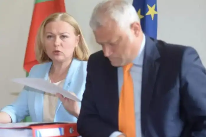 Скандал: Политически обвързан с ПП-ДБ съдия от ССБ щял да съди Кирил Петков и Божидар Божанов?!