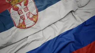 Формалният кандидат-член за ЕС Сърбия предоставя финансова помощ на Русия