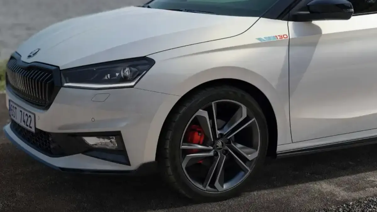 Най-бързата досега: Дебютира новата Skoda Fabia 130 Снимки
