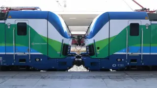 Български "възрожденци" потеглят към Русе и Бургас Снимки