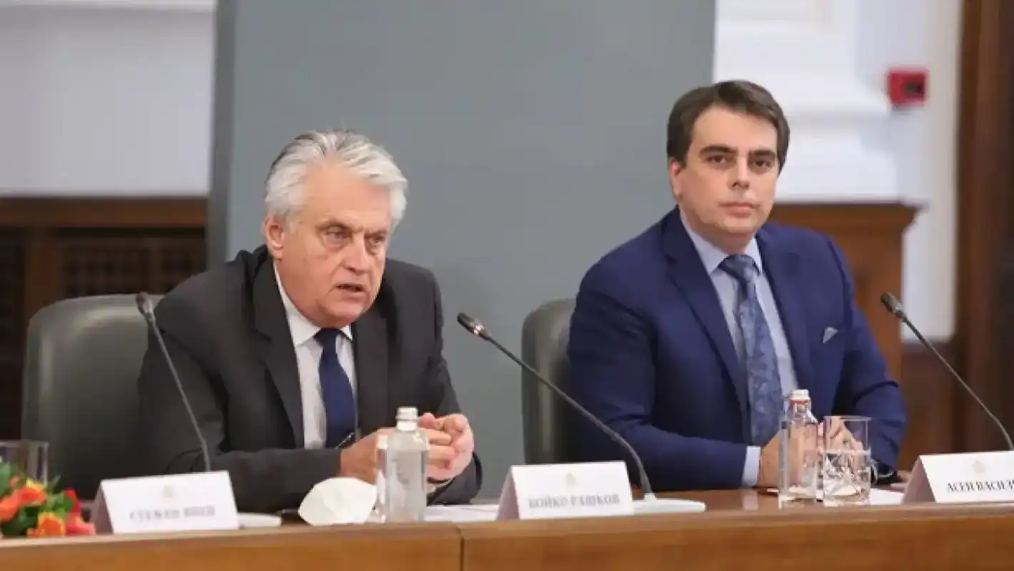 Маноил Манов: Всеки момент ще изгонят Бойко Рашков от ПП